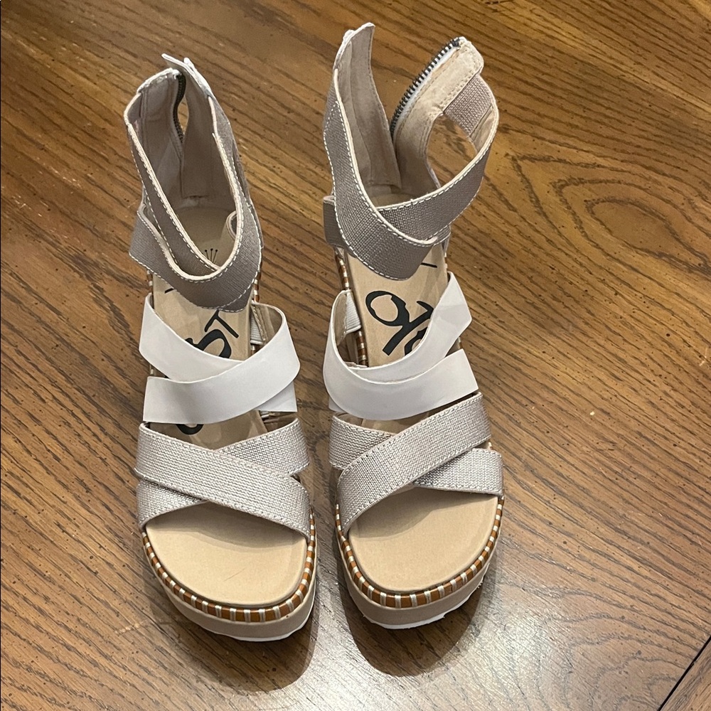 OTBT Beige and White Strappy Wedge Sandals